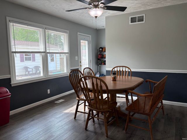 5855 Westchester Drive, Newburgh, IN 47630
