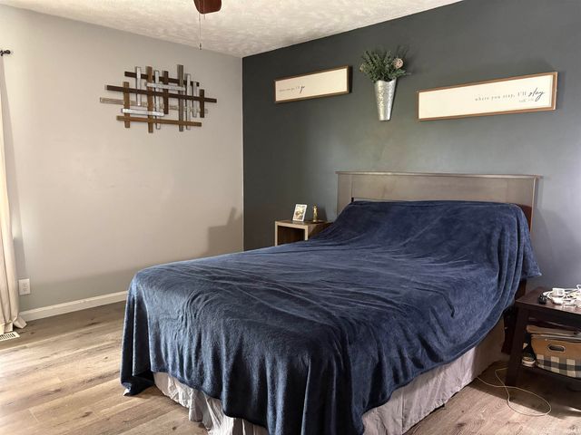 5855 Westchester Drive, Newburgh, IN 47630