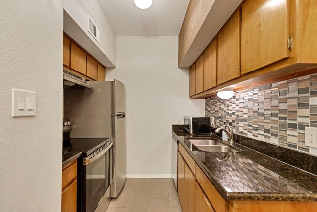 3316 Guadalupe ST 309, Austin, TX 78705