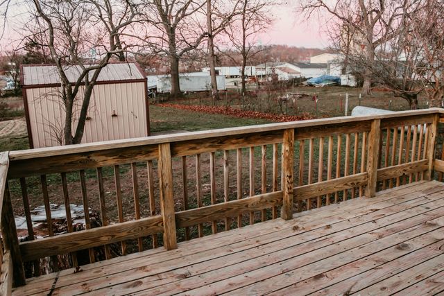 502 Bunch Avenue, Ava, MO 65608