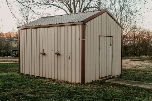 502 Bunch Avenue, Ava, MO 65608