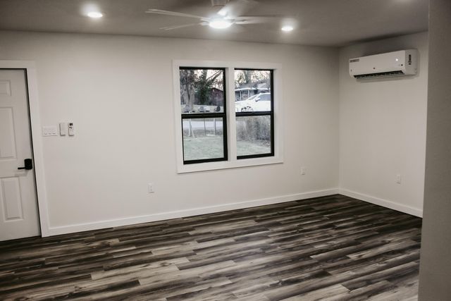 502 Bunch Avenue, Ava, MO 65608