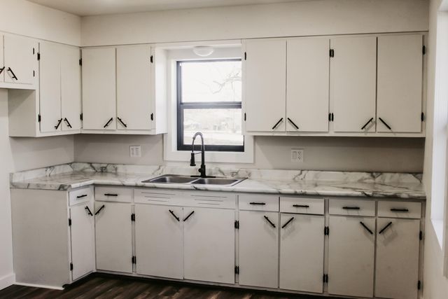 502 Bunch Avenue, Ava, MO 65608