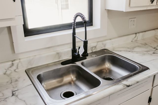 502 Bunch Avenue, Ava, MO 65608