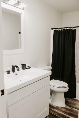 502 Bunch Avenue, Ava, MO 65608