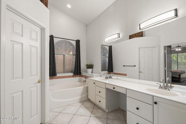 6305 E PALM Street, Mesa, AZ 85215