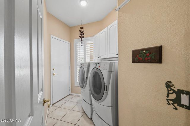 6305 E PALM Street, Mesa, AZ 85215