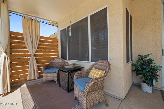 6305 E PALM Street, Mesa, AZ 85215