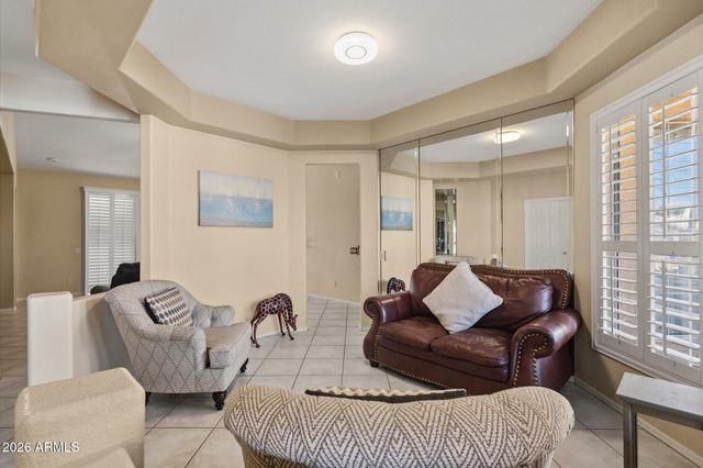 6305 E PALM Street, Mesa, AZ 85215