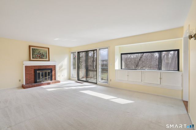 558 Heritage Village C, Southbury, CT 06488