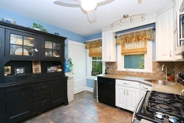 466 Albemarle Road 466, Newton, MA 02460