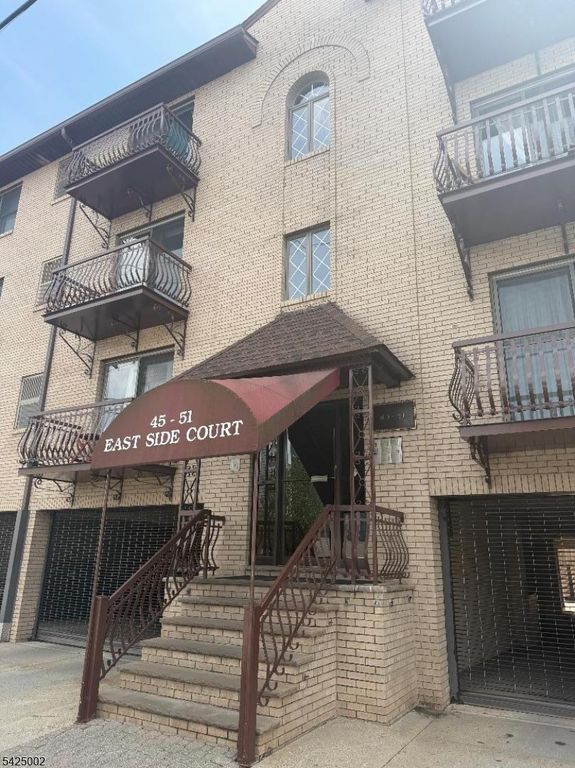 45 Gotthardt St B-5, Newark City, NJ 07105 — photo 2