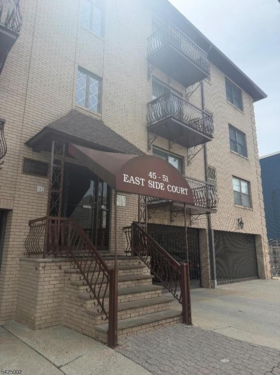 45 Gotthardt St B-5, Newark City, NJ 07105 — photo 3