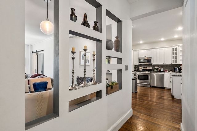 6 Lanark Road 1, Brookline, MA 02445