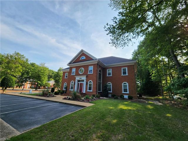 11825 Rock LNDG, Newport News, VA 23606
