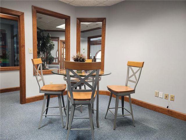 11825 Rock LNDG, Newport News, VA 23606