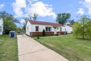 1307 E Diedrich Ave, Haysville, KS 67060