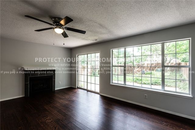2554 W Houston, Fayetteville, AR 72704