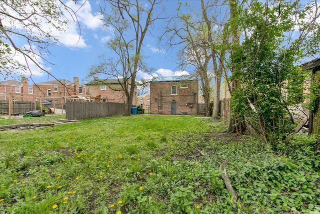 9846 S Calhoun Avenue, Chicago, IL 60617