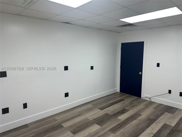 10680 NW 123rd St Rd 101, Medley, FL 33178