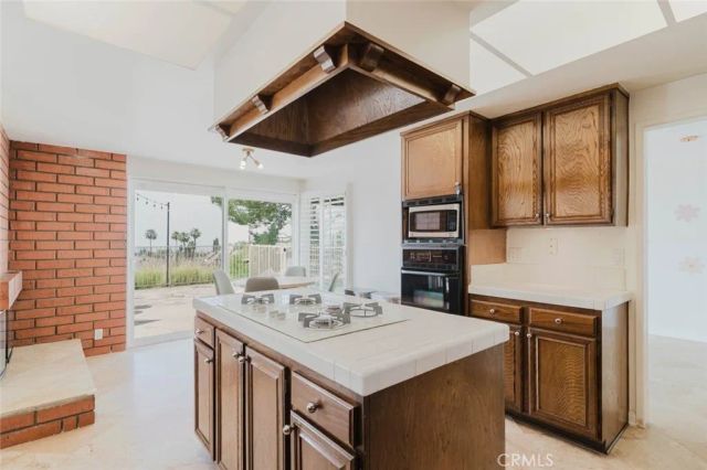 906 Whitehaven Terrace, Glendale, CA 91207