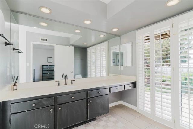 906 Whitehaven Terrace, Glendale, CA 91207