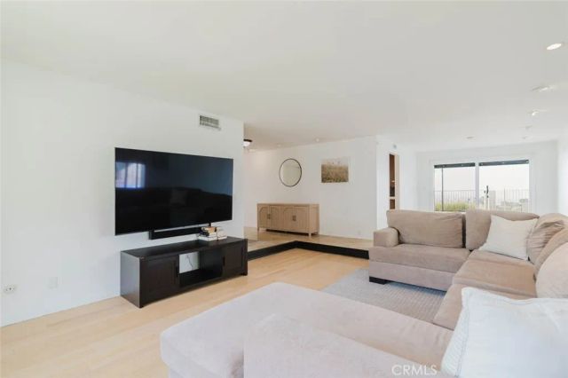 906 Whitehaven Terrace, Glendale, CA 91207