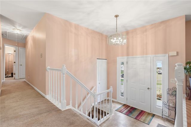 306 Covington Ct, Seven Fields Boro, PA 16046