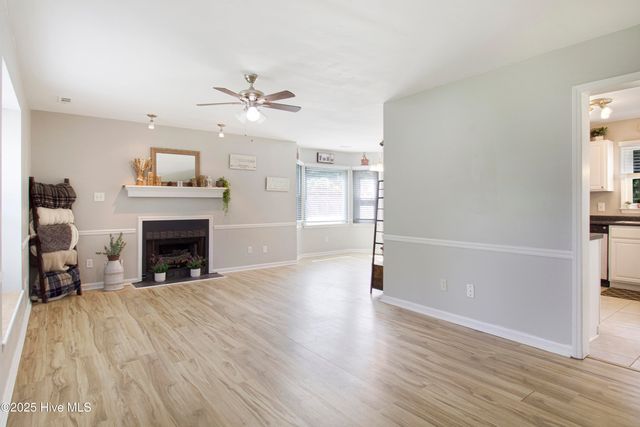 203 Palamino Trail, Jacksonville, NC 28546