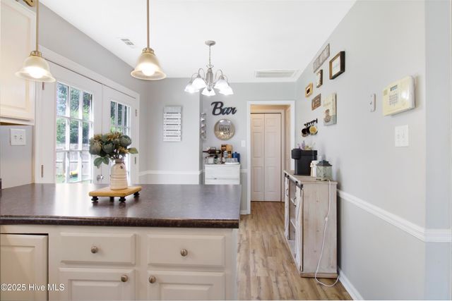203 Palamino Trail, Jacksonville, NC 28546