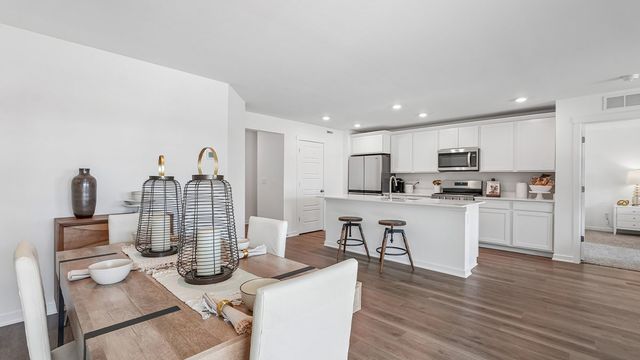794B Concord Circle, Burlington, WI 53105