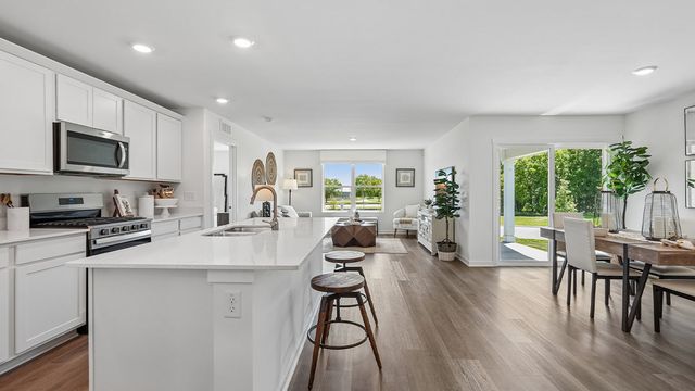 794B Concord Circle, Burlington, WI 53105