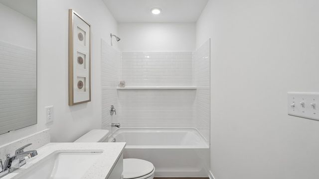 794B Concord Circle, Burlington, WI 53105