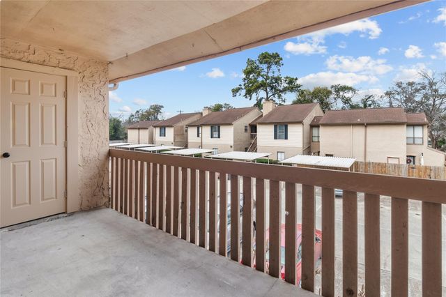 5001 Lamonte Lane 105, Houston, TX 77092