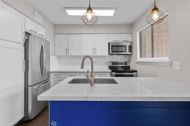 5001 Lamonte Lane 105, Houston, TX 77092