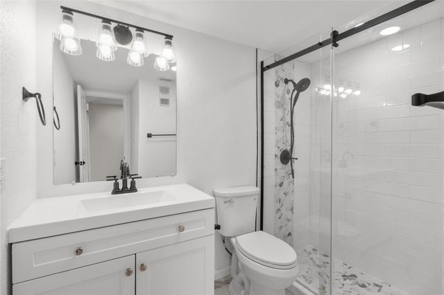 5001 Lamonte Lane 105, Houston, TX 77092