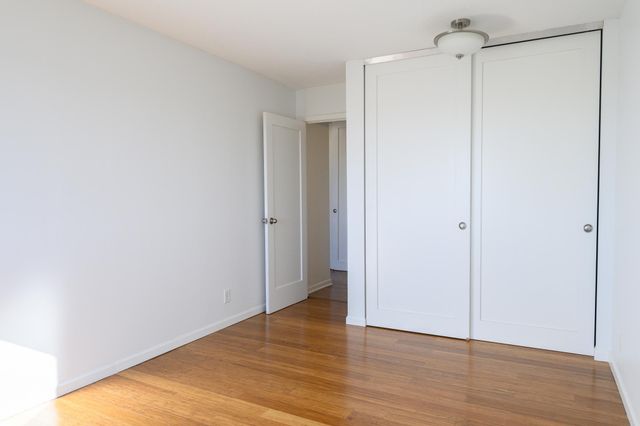 410 Groveland Avenue 1906, Minneapolis, MN 55403