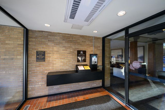 410 Groveland Avenue 1906, Minneapolis, MN 55403