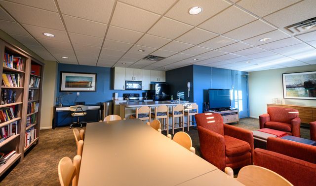 410 Groveland Avenue 1906, Minneapolis, MN 55403