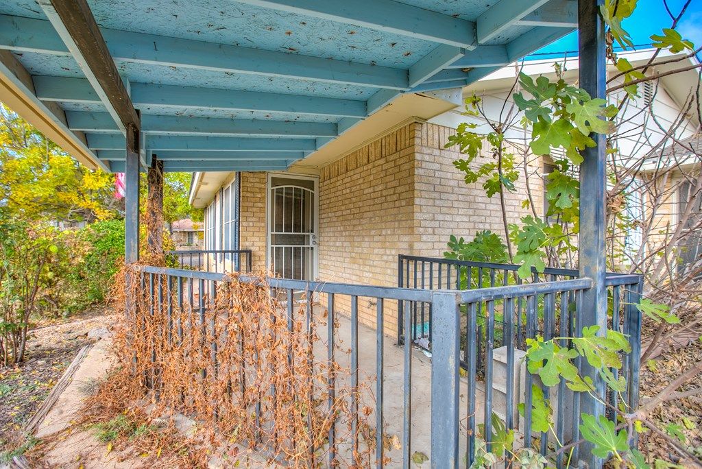 Image 12 of property listing at 5434 Briarwood Circle, San Angelo, TX 76903