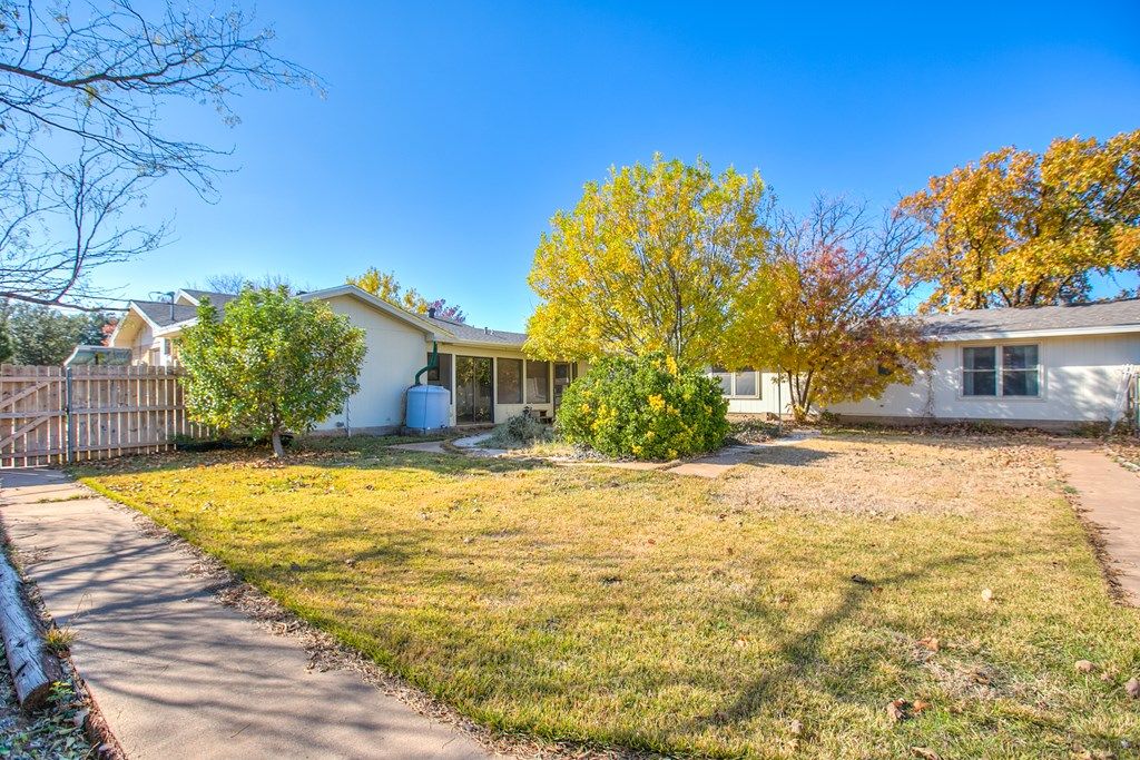 Image 28 of property listing at 5434 Briarwood Circle, San Angelo, TX 76903