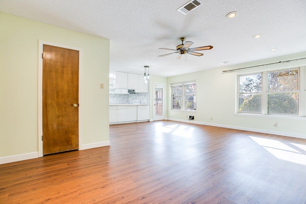 Image 4 of property listing at 5434 Briarwood Circle, San Angelo, TX 76903