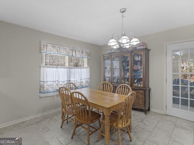 395 Country Kitchen Road, Barnesville, GA 30204