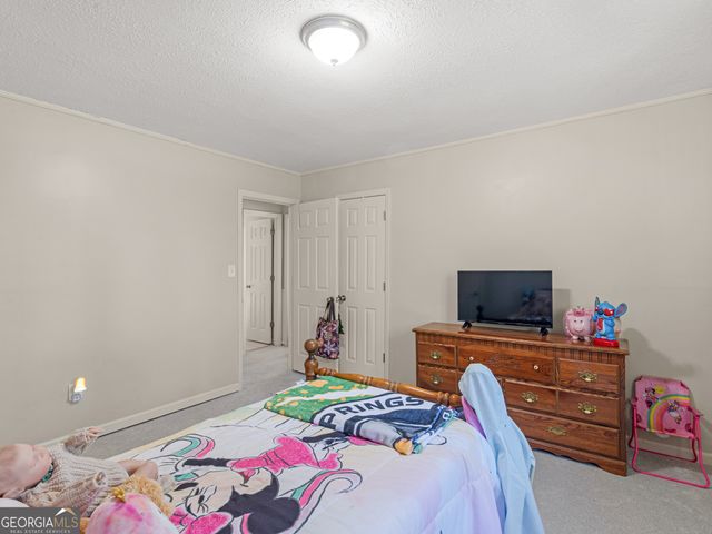 395 Country Kitchen Road, Barnesville, GA 30204