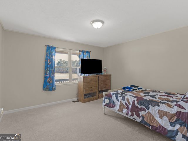 395 Country Kitchen Road, Barnesville, GA 30204