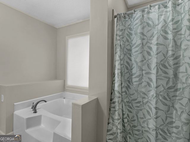 395 Country Kitchen Road, Barnesville, GA 30204