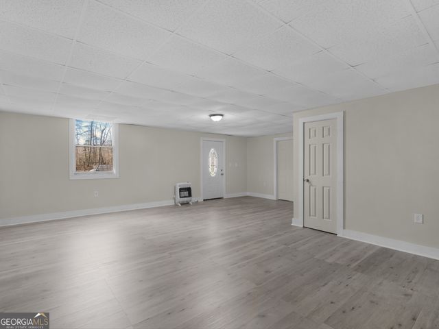 395 Country Kitchen Road, Barnesville, GA 30204