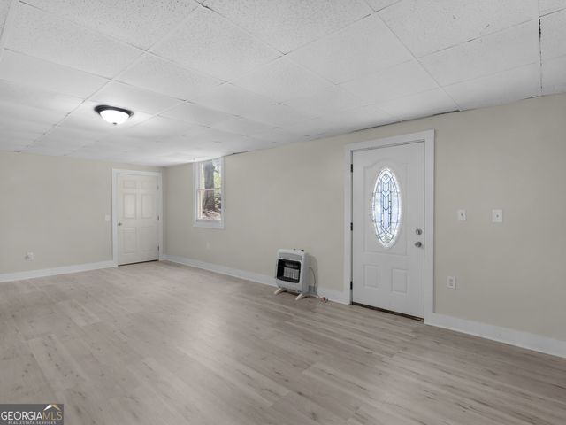 395 Country Kitchen Road, Barnesville, GA 30204