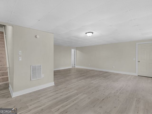 395 Country Kitchen Road, Barnesville, GA 30204