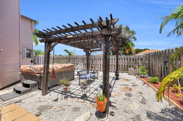 2698 SE Calusa Avenue, Port St. Lucie, Port St Lucie, FL 34952